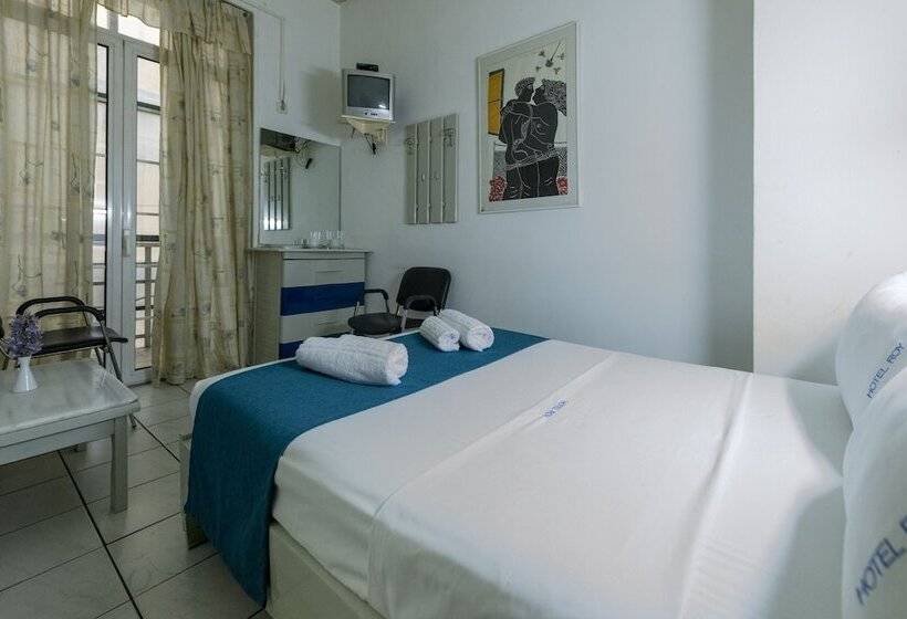 חדר סטנדרט יחיד, Roy