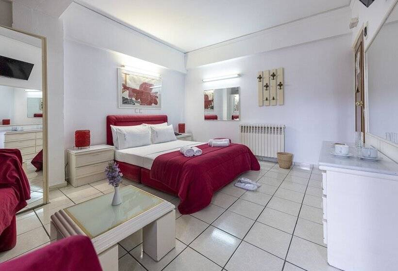 חדר דלוקס, Roy