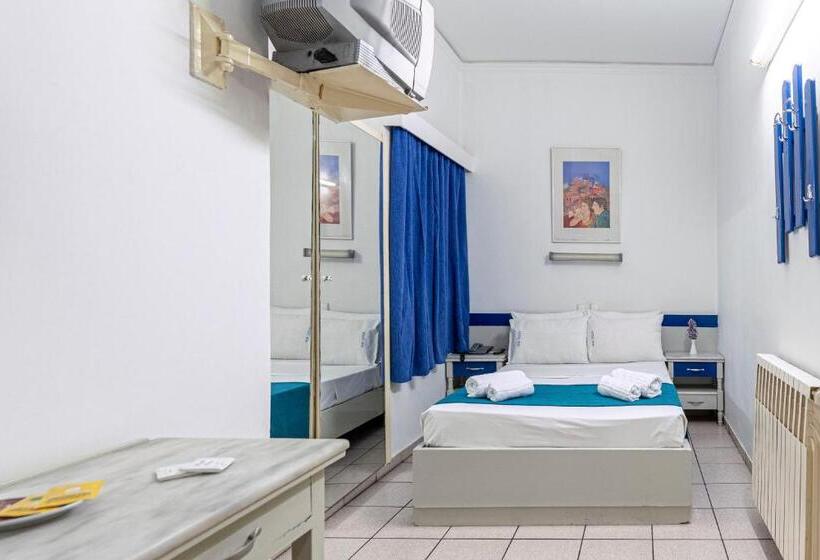 חדר סטנדרט יחיד, Roy