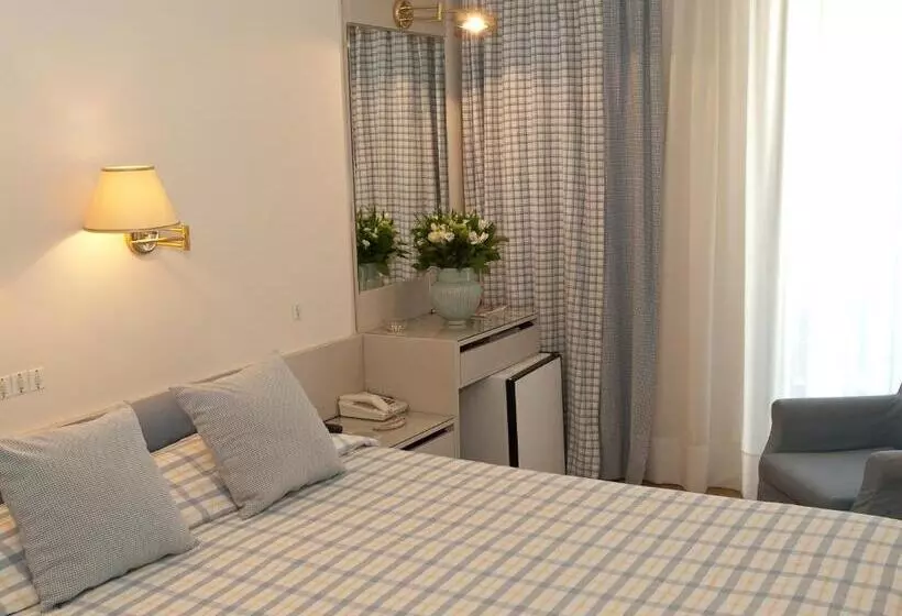 スタンダードシングルルーム, The Park Hotel Piraeus