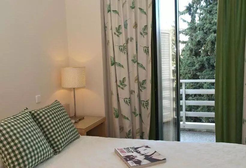 スタンダードシングルルーム, The Park Hotel Piraeus