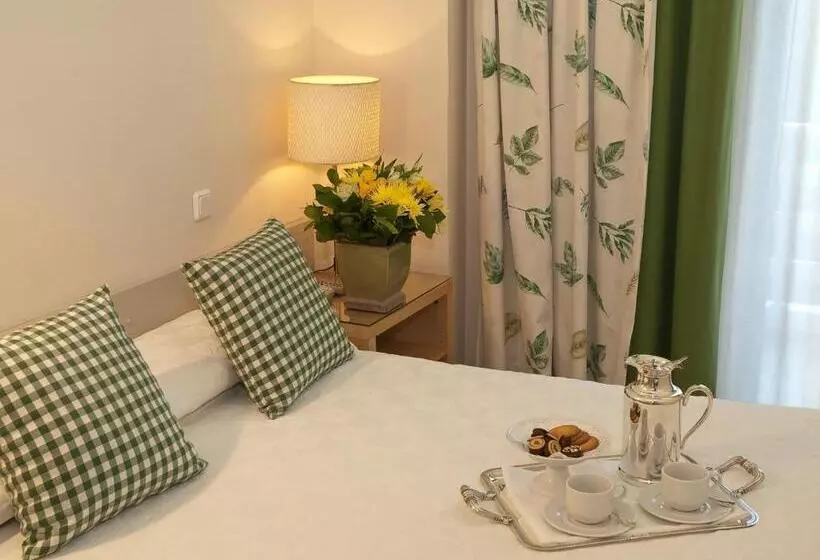 スタンダードシングルルーム, The Park Hotel Piraeus