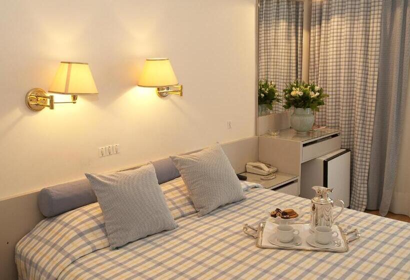 غرفة قياسية, The Park Hotel Piraeus