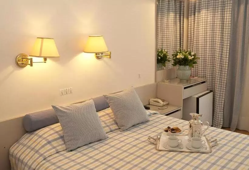 スタンダードルーム, The Park Hotel Piraeus