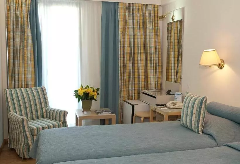 スタンダードルーム, The Park Hotel Piraeus
