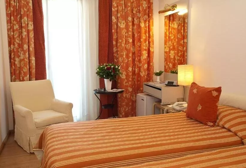 スーペリアールーム, The Park Hotel Piraeus