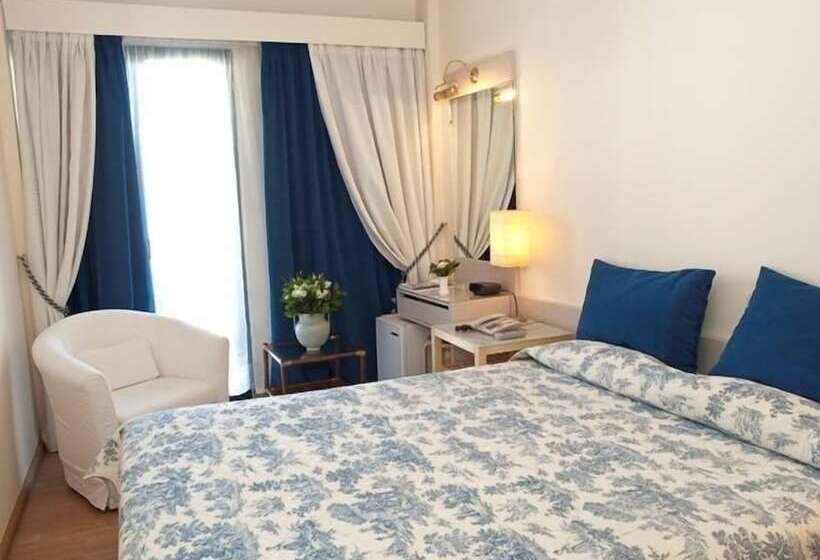 غرفة قياسية, The Park Hotel Piraeus