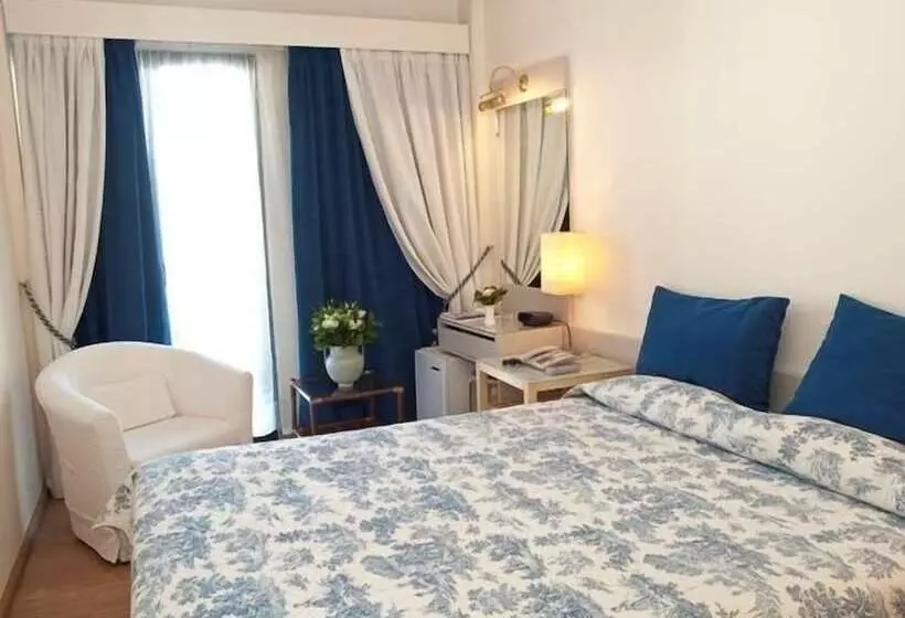 スタンダードルーム, The Park Hotel Piraeus