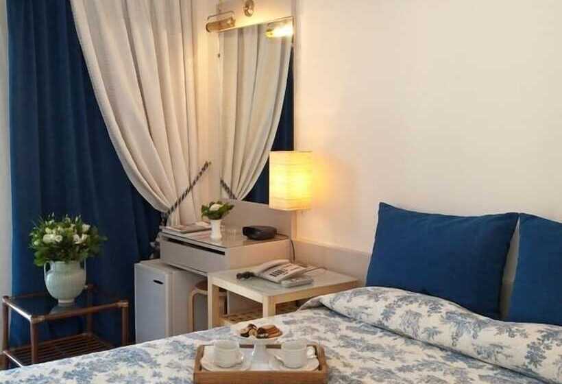غرفة قياسية, The Park Hotel Piraeus