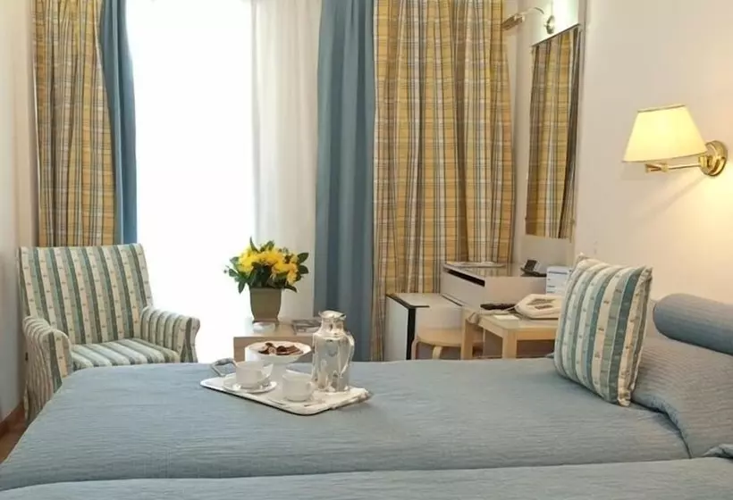 スタンダードシングルルーム, The Park Hotel Piraeus
