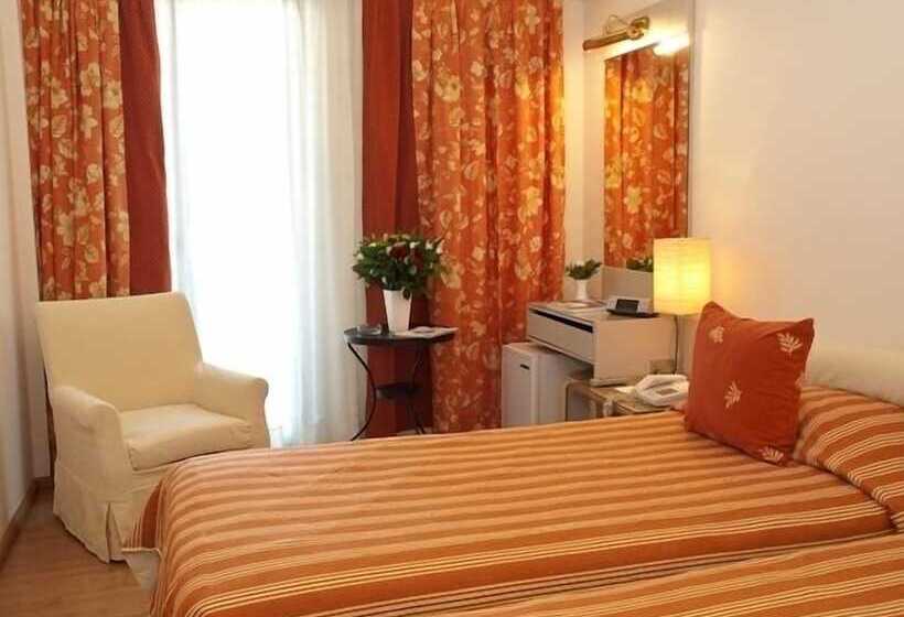 غرفة سوبيريور, The Park Hotel Piraeus
