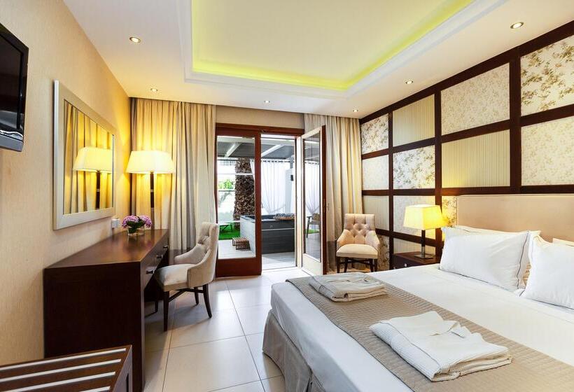 غرفة سوبيريور, Theartemis Palace