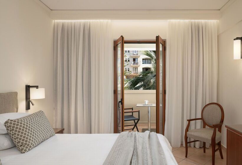 标准间带游泳池, Theartemis Palace