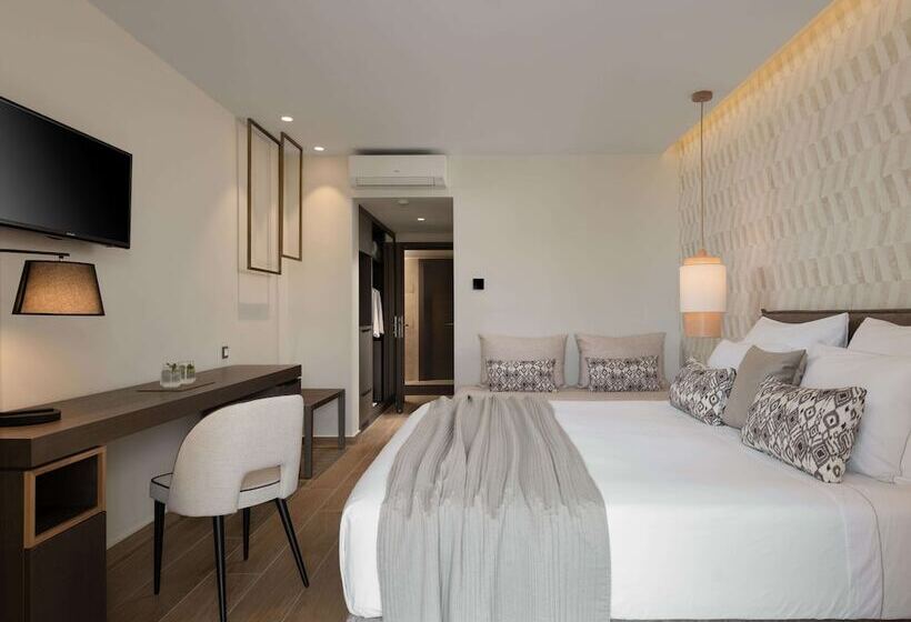 غرفة سوبيريور, Theartemis Palace