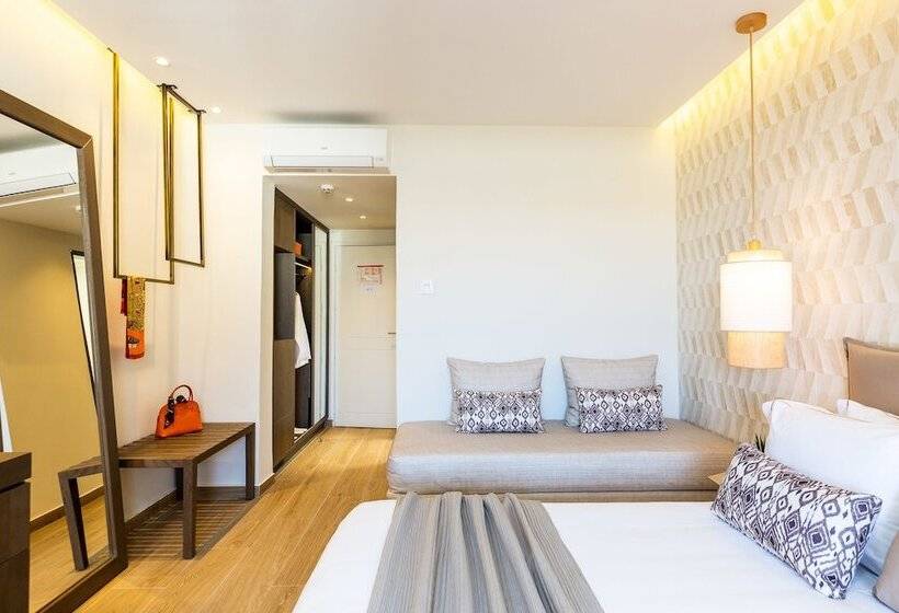 高级大房间, Theartemis Palace