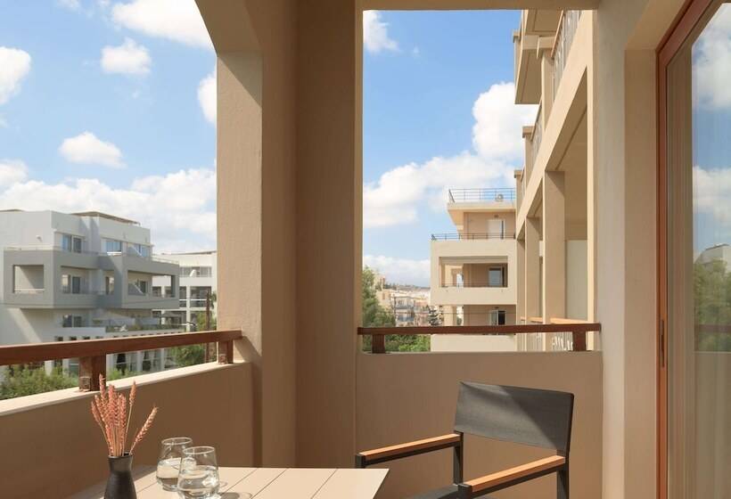 Семейный Номер, Theartemis Palace