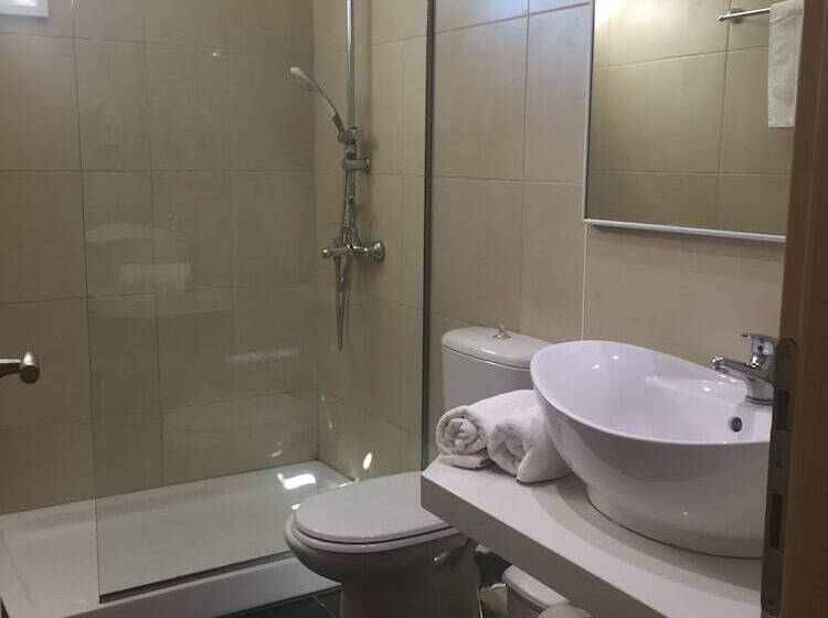 חדר סטנדרט, Voula