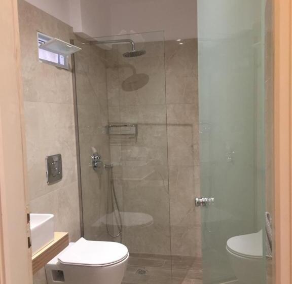 חדר סטנדרט, Voula