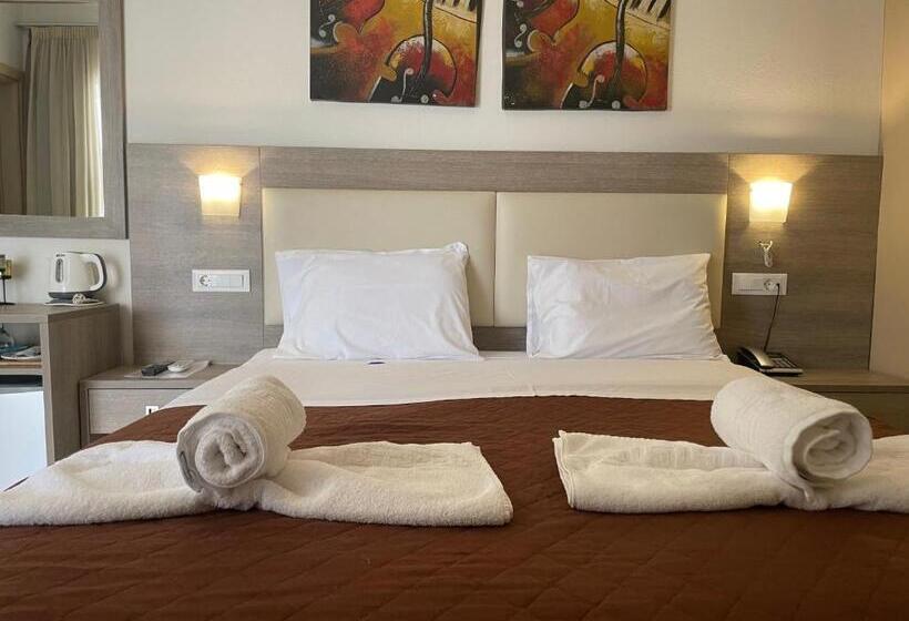 חדר סטנדרט עם מרפסת, Voula