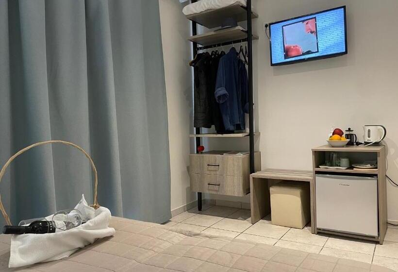 חדר סטנדרט, Voula