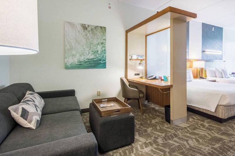 スタンダードシングルルーム, Yiannaki