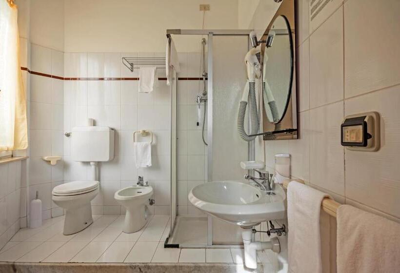 Номер Стандарт, Rondò