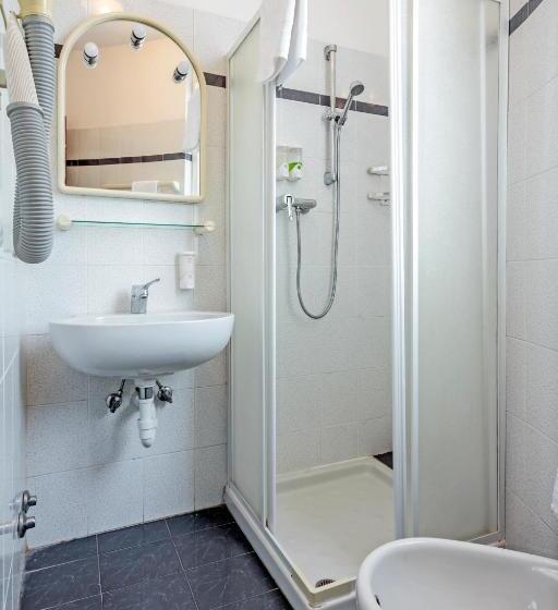 Четырехместный Номер Стандарт, Rondò