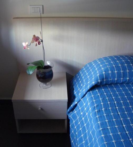 Номер Стандарт Вид на Море, Albergo Riviera Spineta