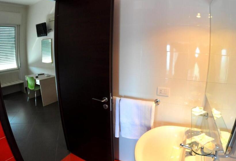 Номер Superior Вид на Море, Albergo Riviera Spineta