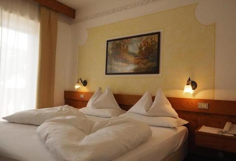 シングルデラックスルーム, Azola