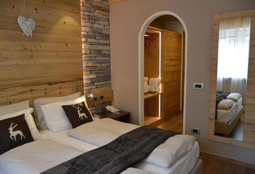 コンフォートルーム, Azola