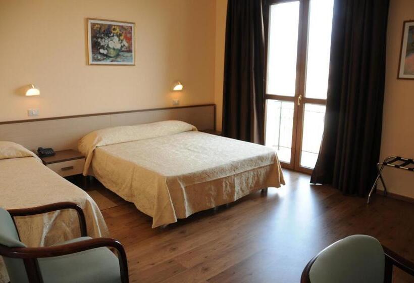 غرفة قياسية ثلاثية, Barbieri