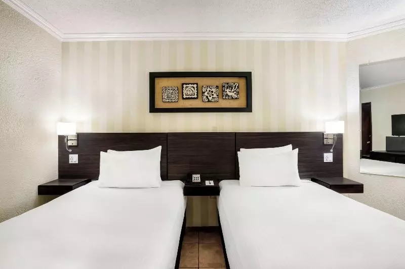 اتاق استاندارد, Copantl Hotel & Convention Center