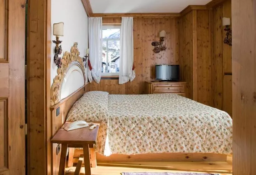 سوییت جونیور, Cortina
