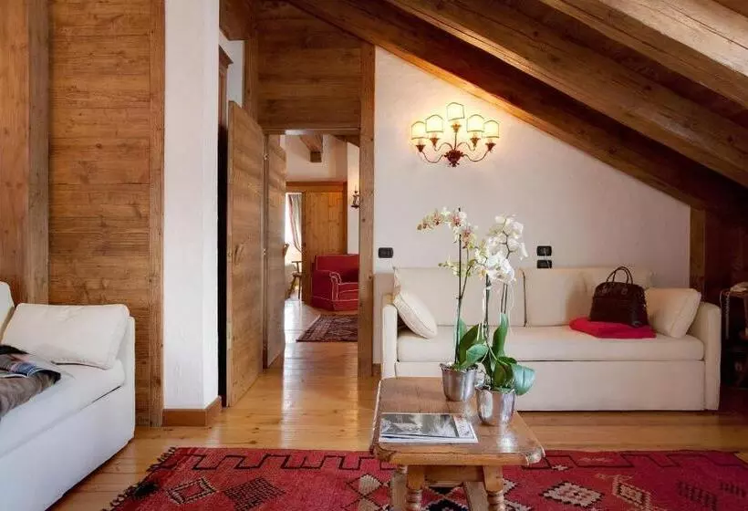 سوییت, Cortina