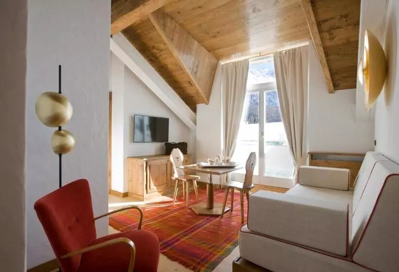 سوئیت پرزیدنت, Cortina