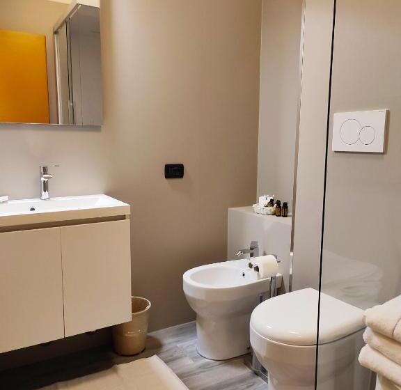 标准三人间, Cristallo