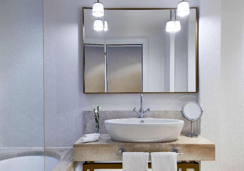 غرفة قياسية مطلّة علي البحر, Grand Hotel Baia Verde