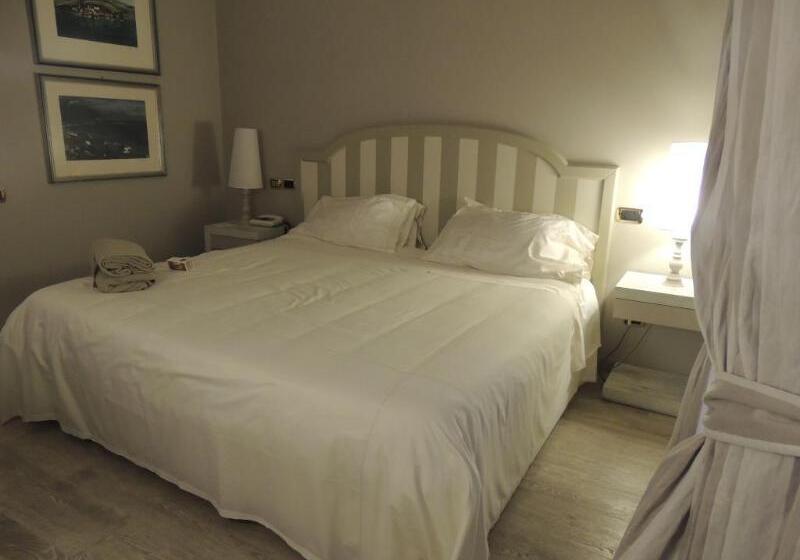 غرفة قياسية, Grand Hotel Baia Verde