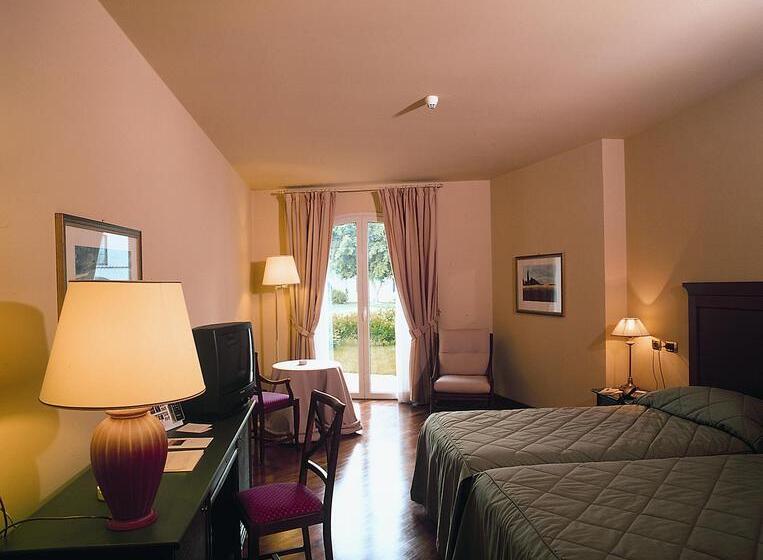غرفة قياسية, Grand Hotel Baia Verde