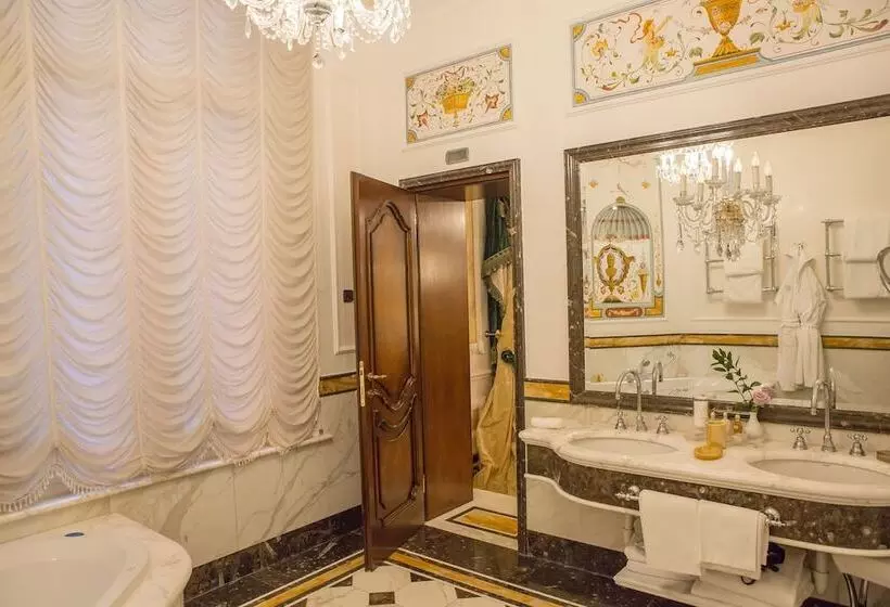 Suite Reale, Grand Hotel Majestic Gia  Baglioni