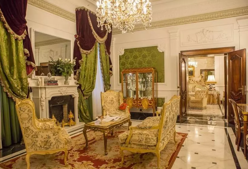 Suite Reale, Grand Hotel Majestic Gia  Baglioni