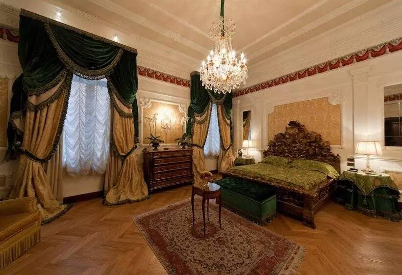 Suite Reale, Grand Hotel Majestic Gia  Baglioni