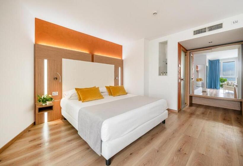 尊贵房, Kriss Internazionale