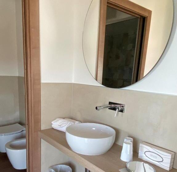 小型套房带阳台, Kriss Internazionale