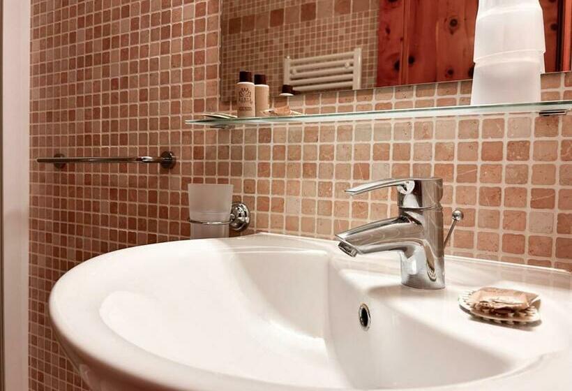 Номер Стандарт с Балконом, Ristorante La Baitina