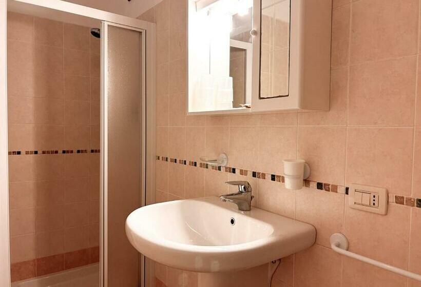 Standard Room, Ristorante La Baitina