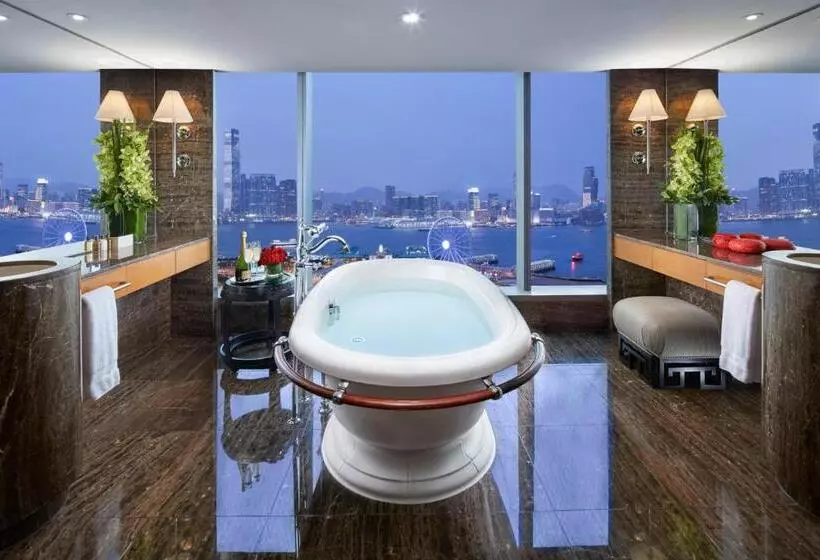 سوئیت با چشم‌انداز, Mandarin Oriental Hong Kong