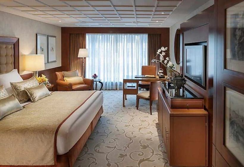 اتاق استاندارد با چشم‌انداز شهر, Mandarin Oriental Hong Kong