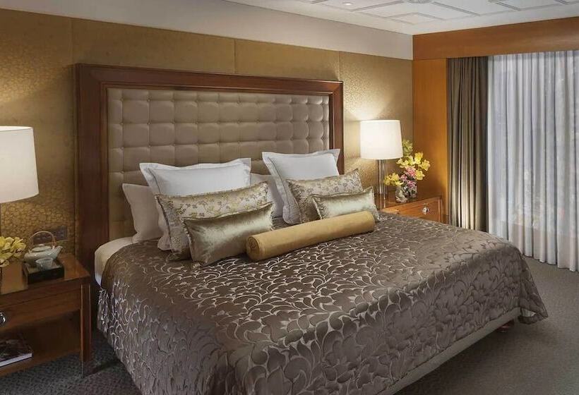 اتاق کلاب, Mandarin Oriental Hong Kong